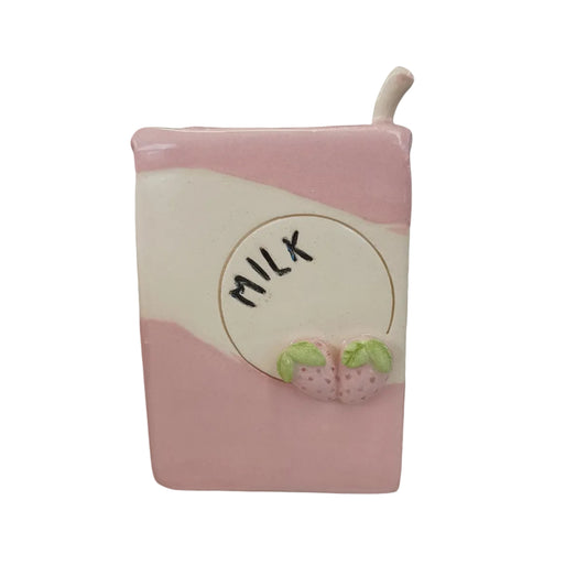 Strawberry Milk 🍓